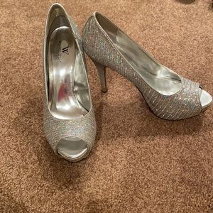 Silver sparkly heels!!